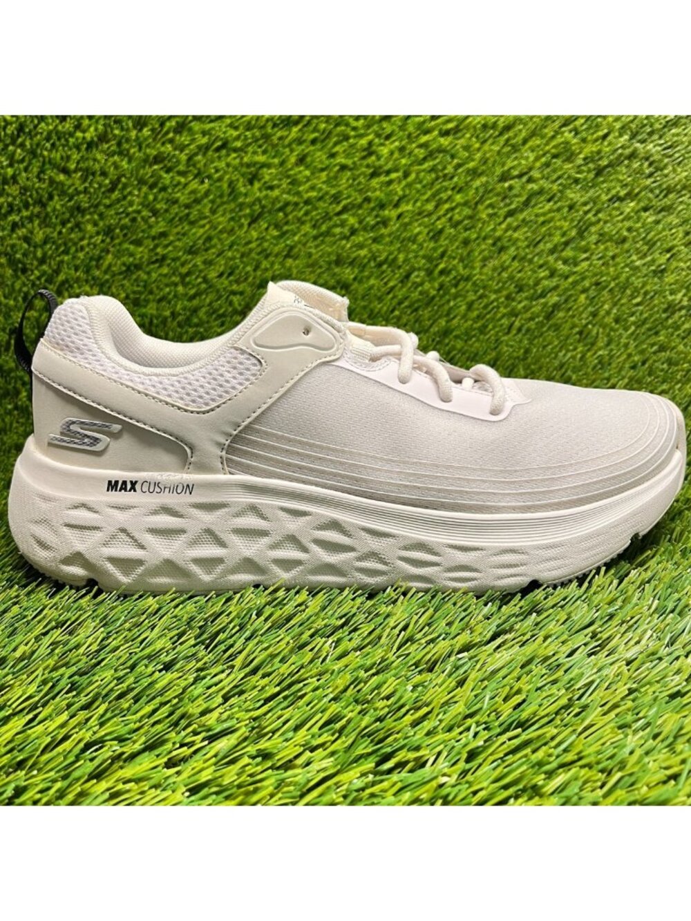 Skechers Max Cushioning Delta Mens Size 9 Beige Athletic Running Shoes Sneakers